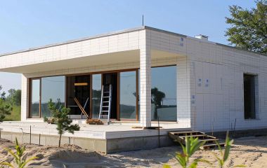 Газоблоки в Приморском крае: преимущества и особенности
