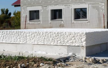 Кирпич пенобетон и его использование в строительстве домов и стен: все, что нужно знать